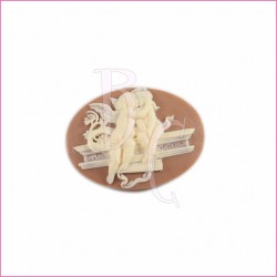 Cammeo in resina angioletti innamorati beige