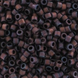 DB0312 - Mat Metallic Dark Raspberry Iris 50 gr