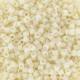 Perline Delica Miyuki 11/0 Codice: DB0352 Colore: Mat Opaque Cream﻿ Confezione: 50 gr Misura 11/0