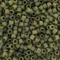 DB0372 - Opaque Light Olive Luster 50 gr