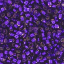 DB0610 - Dyed Silver Lined Dark Violet 50 gr