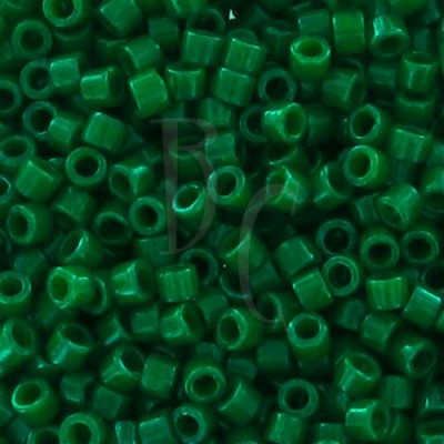DB0656 - Dyed Opaque Green 50 gr