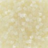 DB0672 - Cream Silk Satin 50 gr