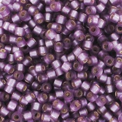 DB0695 - Dyed Semi Mat Silver Lined Mulberry 50 gr