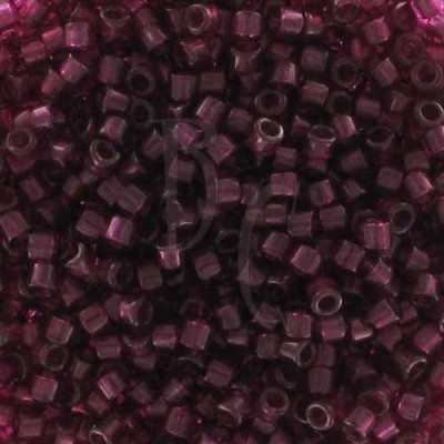 DB1312 - Dyed Transparent Wine 50 gr