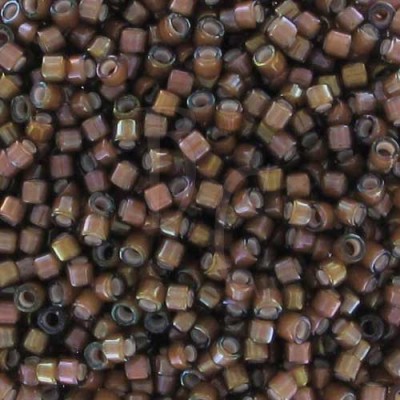 DB1790 - Sable Brown AB Lined White 50 gr