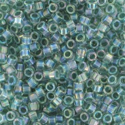 DB0084 - Sea Foam Lined Crystal AB 50 gr