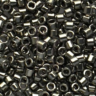 DB0452 - Galvanized Khaki Dyed 50 gr