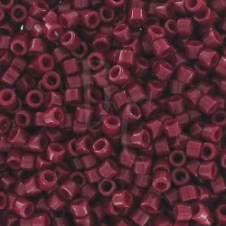 DB0654 - Dyed Opaque Cranberry 5 gr