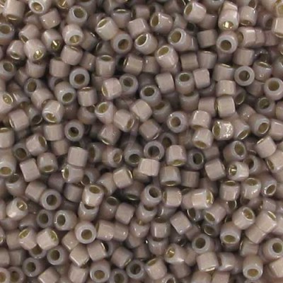 DB1460 - Silver Lined Cinnamon Opal 50 gr