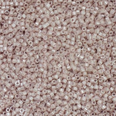 DB1535 - Opaque Pink Champagne Ceylon 50 gr