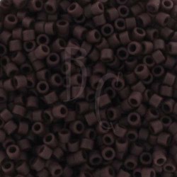 DB1584 - Mat Opaque Currant 50 gr