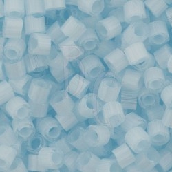 DB1859 - Silk Inside Dyed Frozen Blue 50 gr