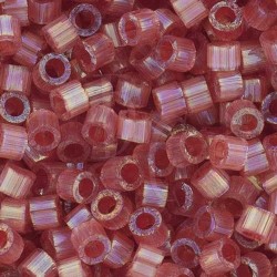 DB1865 - Silk Inside Dyed Berry AB 50 gr